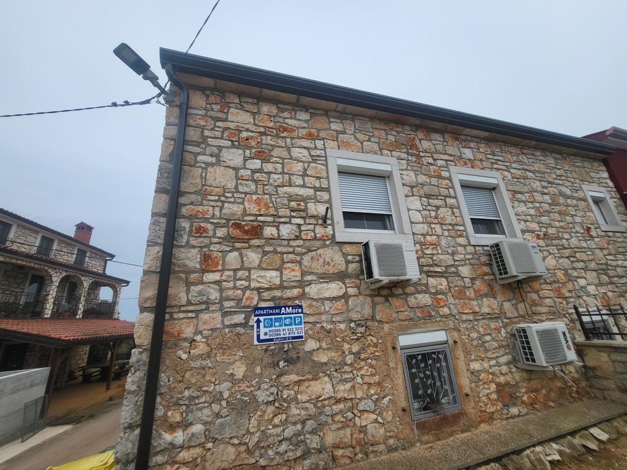 Villa Amore Radini Istrian Romantic Studio With Private Parking And Terrace Brtonigla Extérieur photo